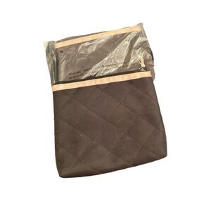 NEW Mary Kay Bundle of (2) Black & Pink Quilted Cosmetic Cases Bags